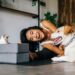 Pet-parenthood: Η νέα τάση για τις γυναίκες
